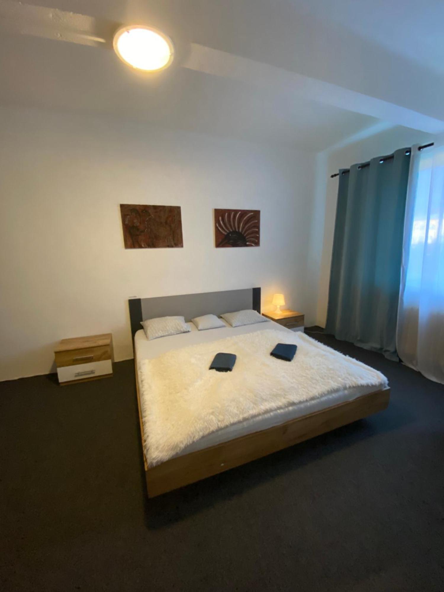 Motel Grado Praag Buitenkant foto