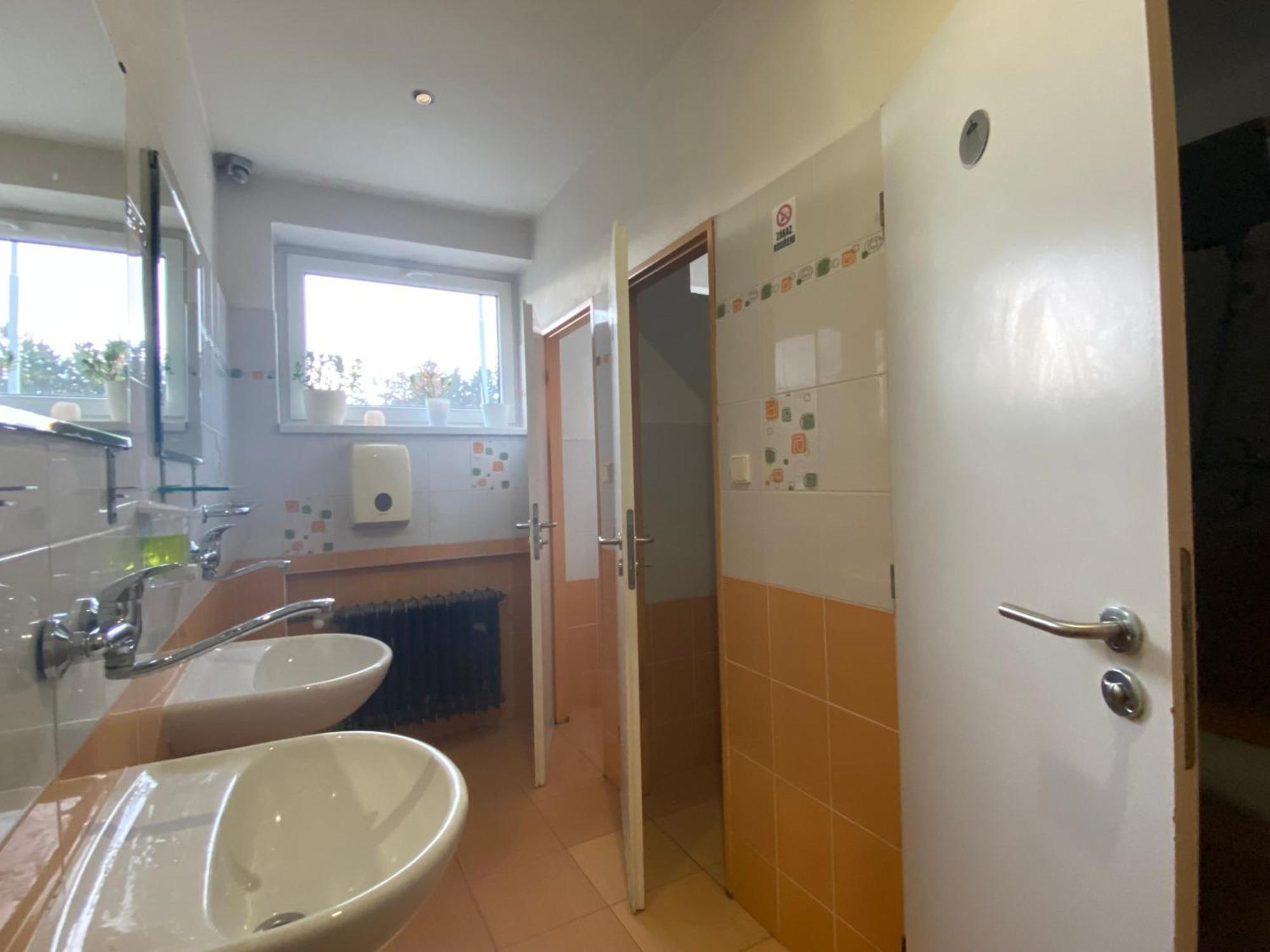 Motel Grado Praag Buitenkant foto